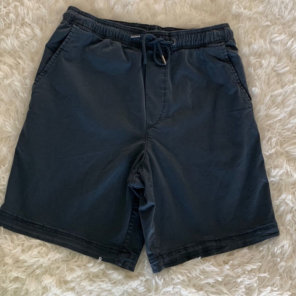 Shorts 